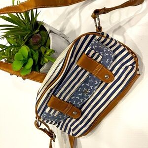 Fabric White & Navy crossbody purse